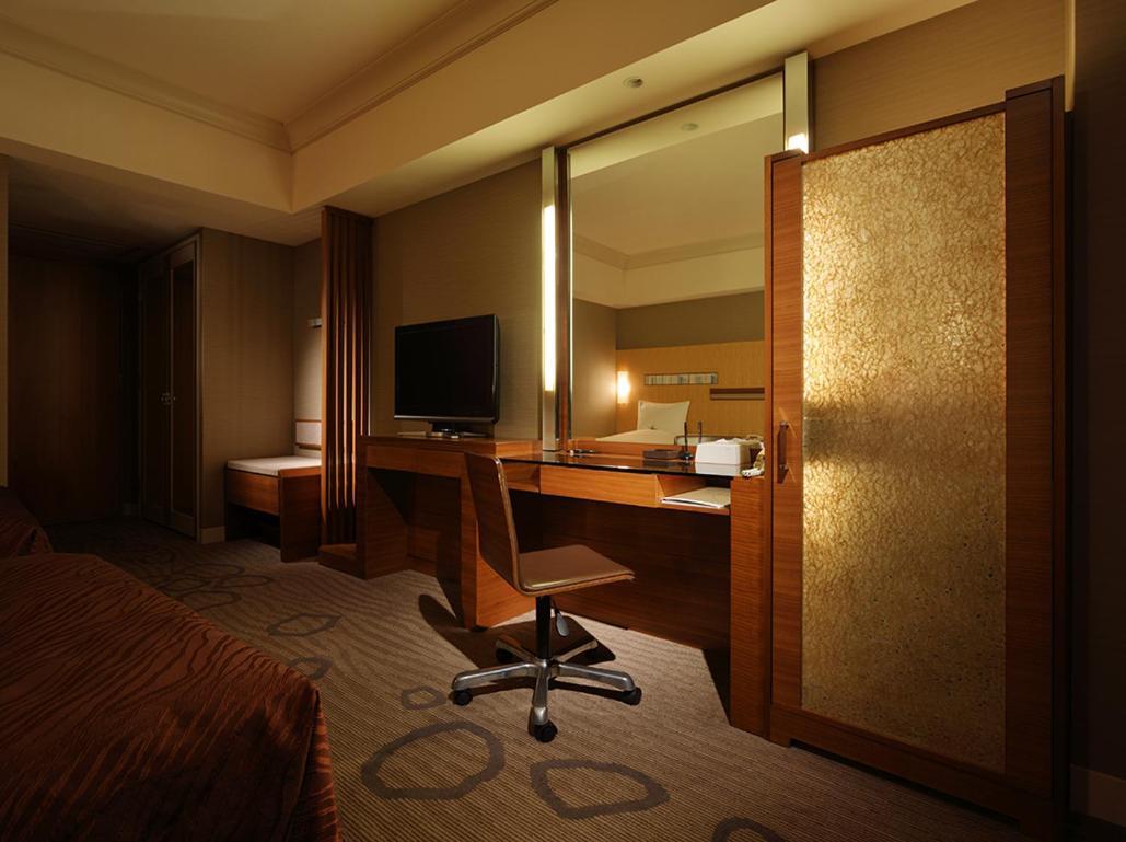 Hotel Okura Fukuoka Fukuoka  Eksteriør bilde A room at the hotel