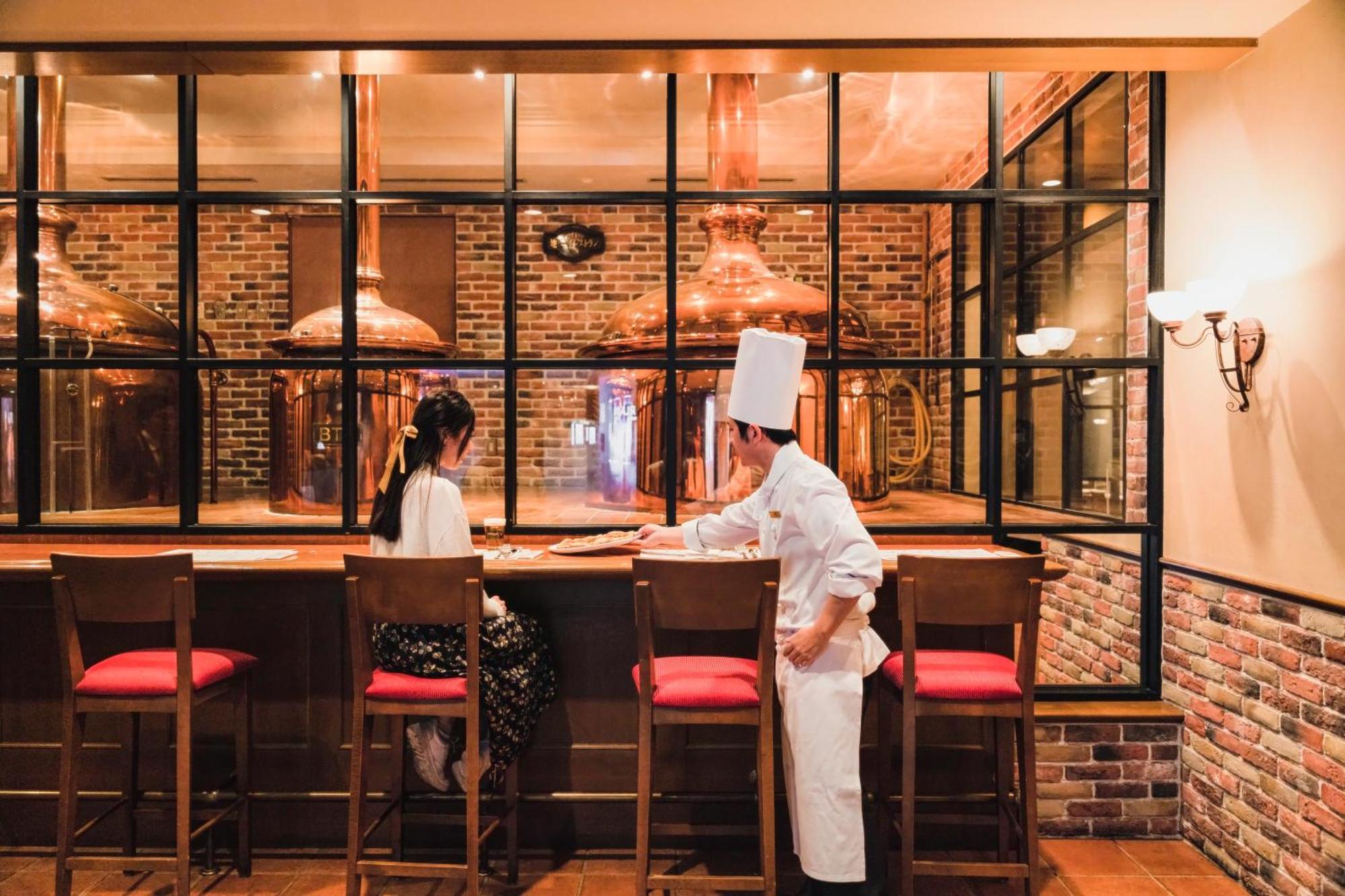 Hotel Okura Fukuoka Fukuoka  Eksteriør bilde A restaurant in Japan