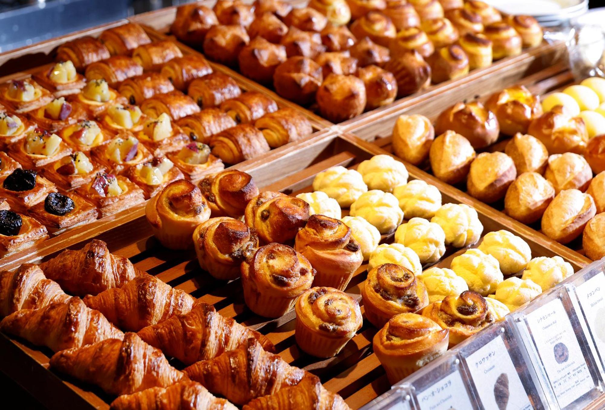 Hotel Okura Fukuoka Fukuoka  Eksteriør bilde Danish pastries