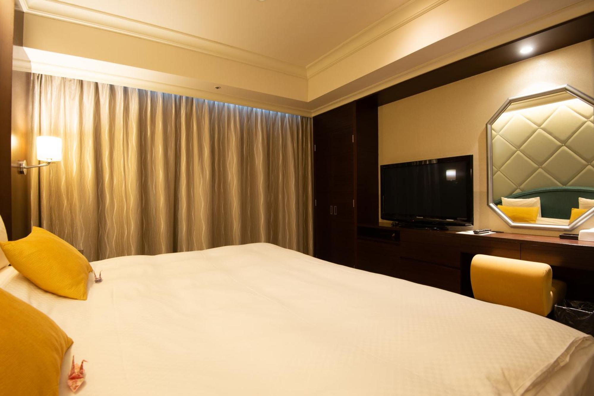 Hotel Okura Fukuoka Fukuoka  Eksteriør bilde Deluxe Room