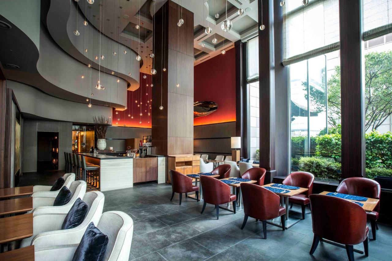Hotel Okura Fukuoka Fukuoka  Eksteriør bilde The lounge at the hotel