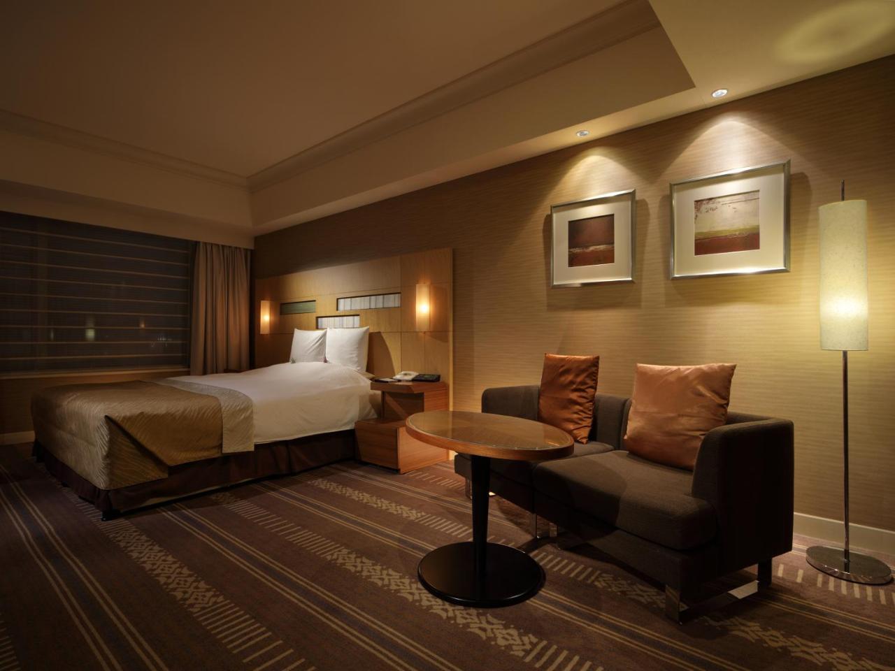 Hotel Okura Fukuoka Fukuoka  Eksteriør bilde A room at the hotel