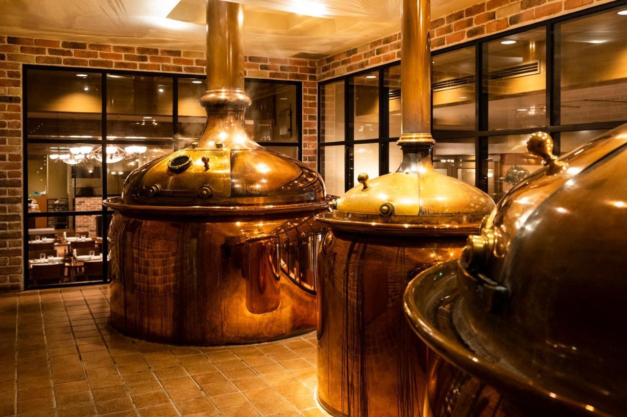 Hotel Okura Fukuoka Fukuoka  Eksteriør bilde Brewing vessels at the Old Brewery Store